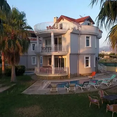 Blue Heavendeluxe 21 Villa *